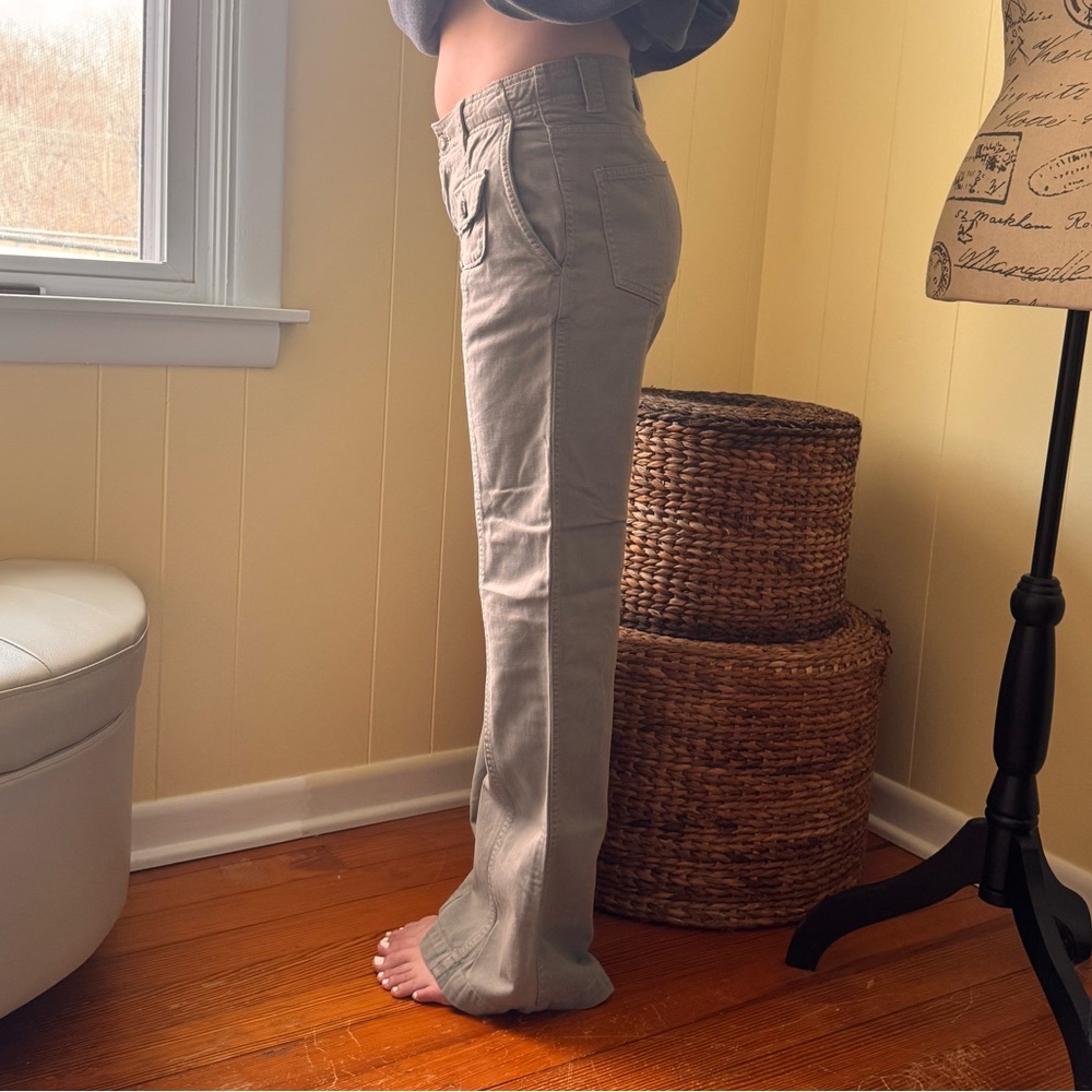 Aeropostale pants, size 0, Army green